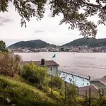 Σπίτι διακοπών Heart Of Great View From Patio Renovated Μπέργκεν